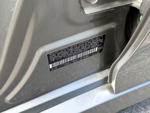 Used 2023 Lexus IS 350 F Sport RWD image 21