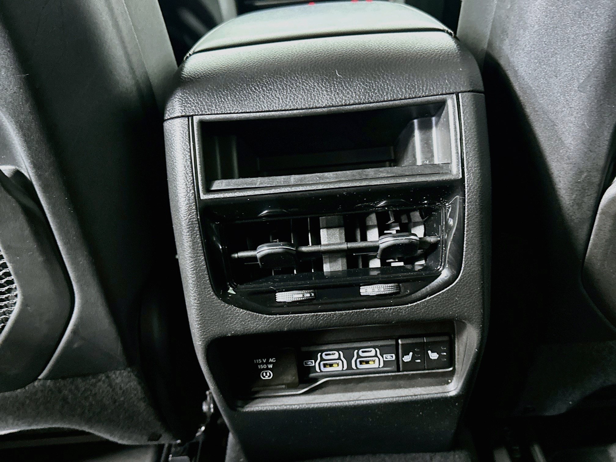 Used 2023 Jeep Grand Cherokee Limited RWD image 28