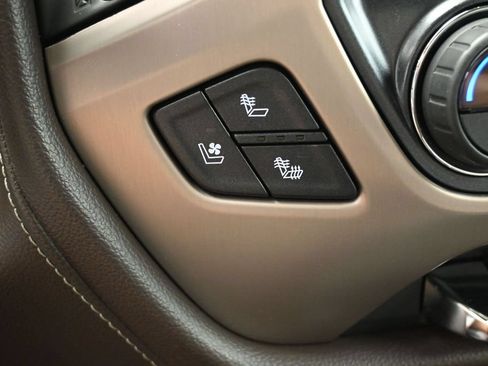 Used 2016 GMC Sierra 1500 Denali w/ Enhanced Driver Alert Package AWD/4WD image 26