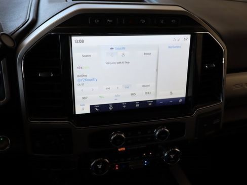 Used 2022 Ford F250 Lariat w/ Lariat Ultimate Package image 38