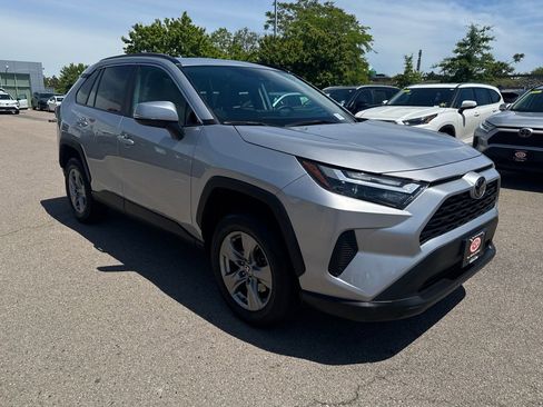 Used 2024 Toyota RAV4 XLE w/ Convenience Package AWD/4WD image 9