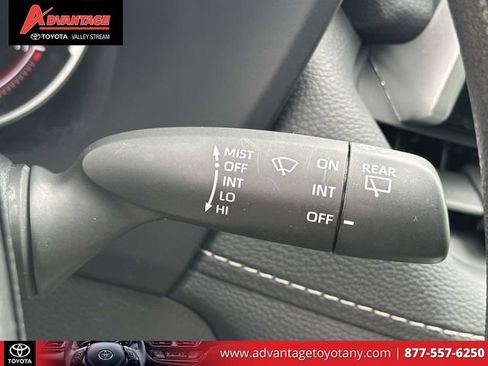 Used 2025 Toyota RAV4 LE FWD image 27