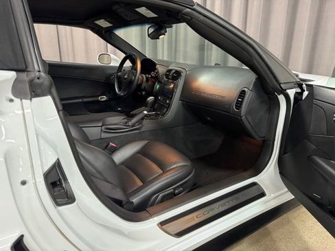 Used 2011 Chevrolet Corvette Grand Sport w/ Preferred Equipment Group image 13