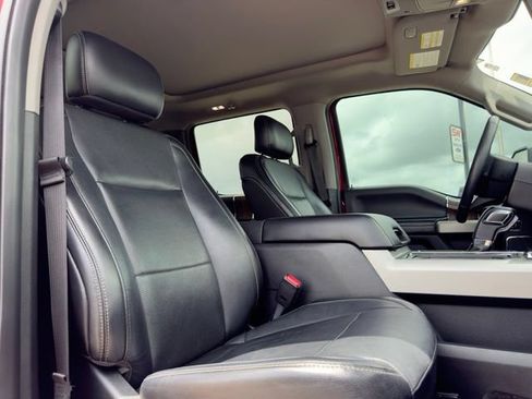Certified 2017 Ford F150 Lariat w/ Equipment Group 502A Luxury AWD/4WD image 18