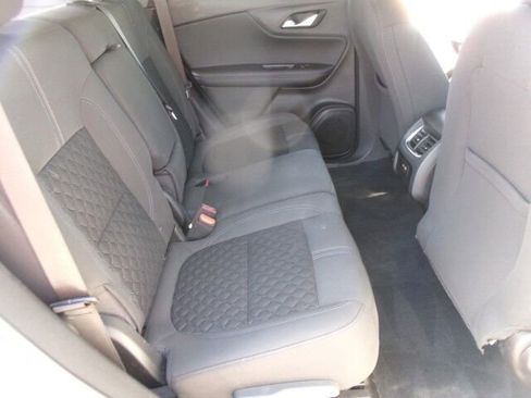 Used 2022 Chevrolet Blazer LT FWD image 21