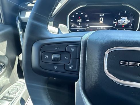 Used 2024 GMC Sierra 1500 Denali w/ Technology Package AWD/4WD image 34