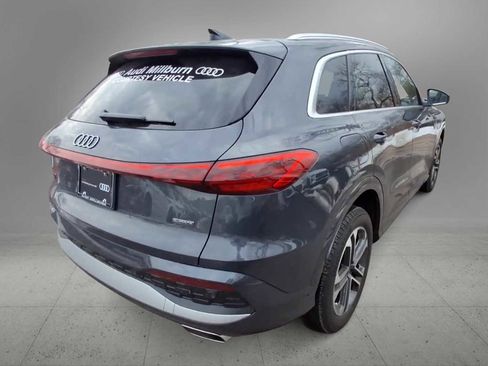 Certified 2025 Audi Q5 Premium Plus w/ Premium Plus image 7