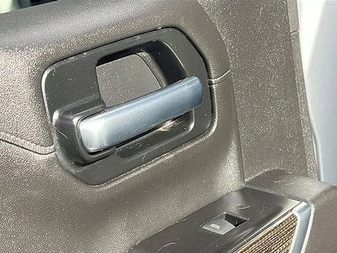 Used 2019 Chevrolet Silverado 1500 LT Trail Boss image 14