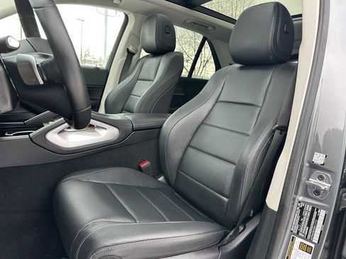 Used 2025 Mercedes-Benz GLE 450e 4MATIC image 21