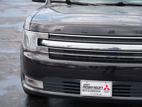 Used 2019 Ford Flex SEL image 9