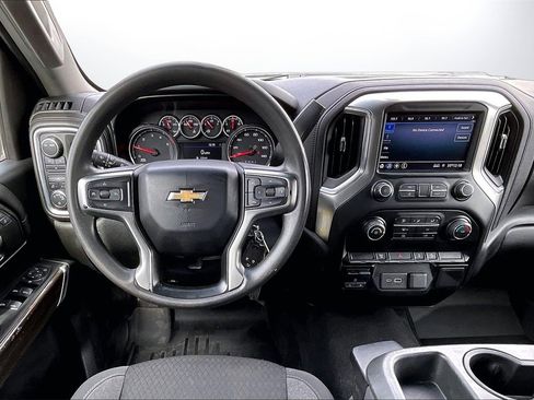 Used 2020 Chevrolet Silverado 2500 LT w/ Z71 Off-Road Package image 12