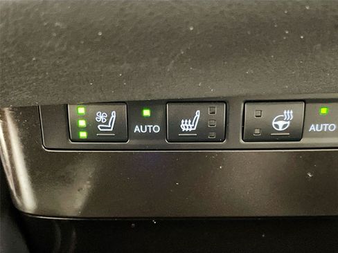 Used 2024 Lexus ES 300h Ultra Luxury w/ Accessory Package (Z1) FWD image 16
