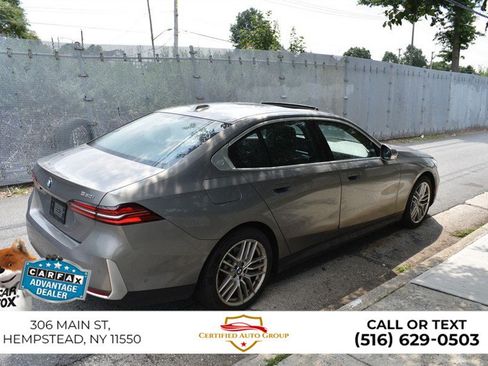 Used 2024 BMW 530i RWD image 5