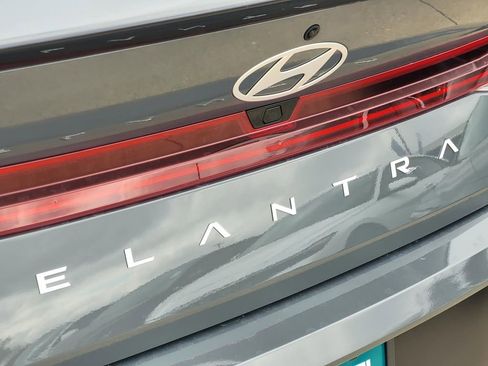 New 2026 Hyundai Elantra SEL Sport Premium FWD image 6