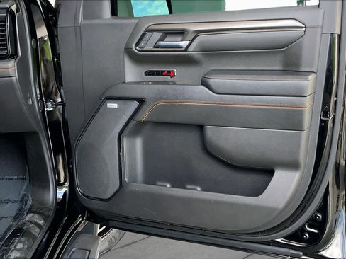 Used 2024 GMC Sierra 1500 AT4 w/ Technology Package AWD/4WD image 23