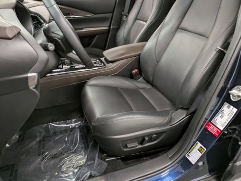 Certified 2023 MAZDA CX-30 AWD 2.5 S w/ Premium Package image 11