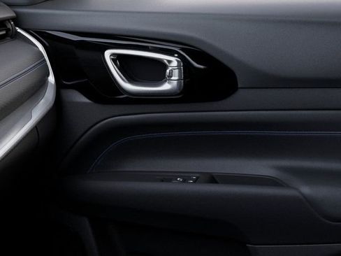 New 2026 Jeep Compass Limited image 25