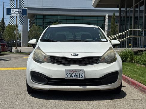 Used 2013 Kia Rio LX FWD image 3