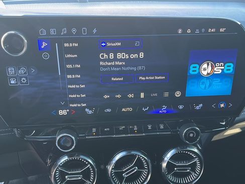 Used 2024 Chevrolet Blazer EV LT image 21