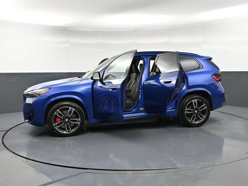Used 2024 BMW X1 xDrive28i w/ Premium Package AWD/4WD image 39