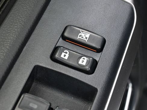 Used 2017 Toyota 4Runner Limited AWD/4WD image 13