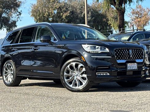 Certified 2022 Lincoln Aviator Grand Touring w/ Equipment Group 301A image 2