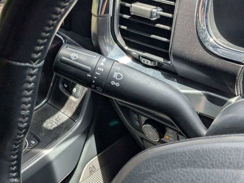 Used 2021 Ford F150 Lariat w/ Equipment Group 502A High AWD/4WD image 24