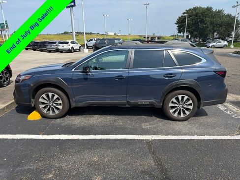 Used 2025 Subaru Outback Limited w/ Popular Package #2 AWD/4WD image 1