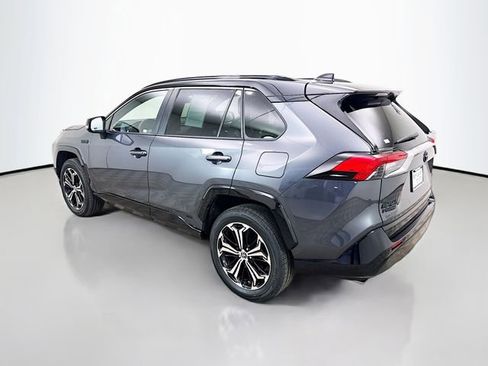 Used 2024 Toyota RAV4 XSE w/ Weather Package AWD/4WD image 5