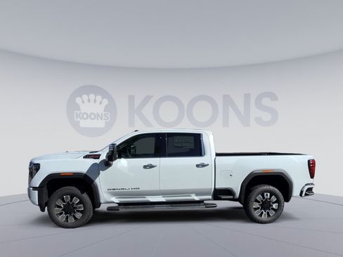 New 2026 GMC Sierra 2500 Denali w/ Denali Reserve Package AWD/4WD image 2