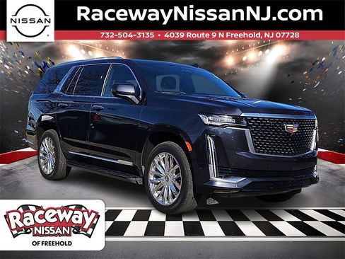 Used 2022 Cadillac Escalade Premium Luxury image 1