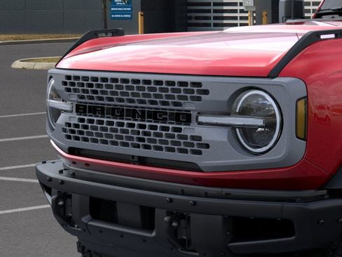 New 2025 Ford Bronco Badlands image 19