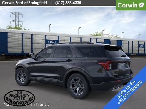 New 2026 Ford Explorer Active w/ Active Comfort Package AWD/4WD image 6