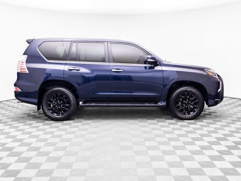 Used 2022 Lexus GX 460 Premium w/ Premium Package AWD/4WD image 6