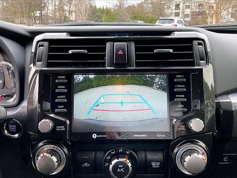 Used 2024 Toyota 4Runner TRD Off-Road image 13