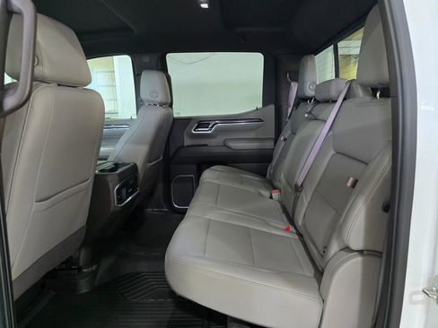 Used 2022 Chevrolet Silverado 1500 LTZ image 23