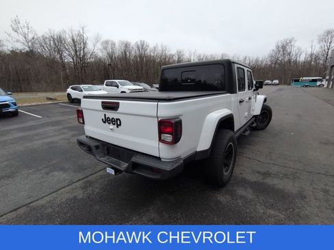 Used 2022 Jeep Gladiator Sport image 4