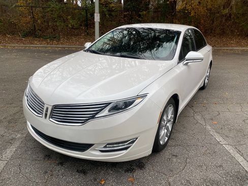 Used 2016 Lincoln MKZ Base 4dr Sedan w/ Equipment Group 200A Select image 56