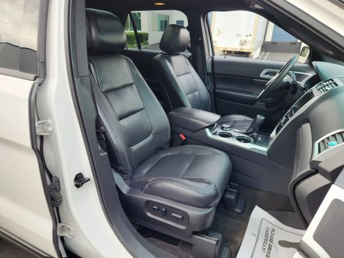 Used 2015 Ford Explorer Sport w/ Equipment Group 401A AWD/4WD image 20