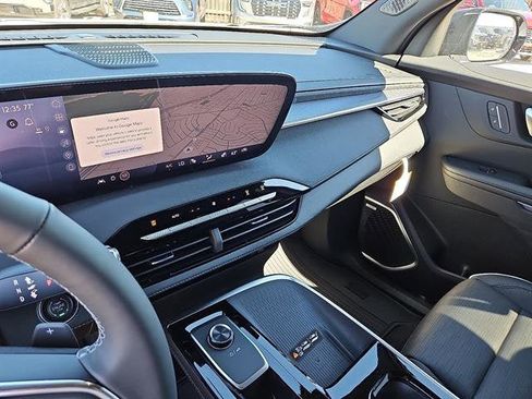 New 2026 Buick Enclave Sport Touring w/ Power Package image 19