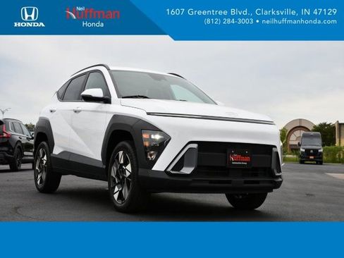 Used 2024 Hyundai Kona SEL AWD/4WD image 1