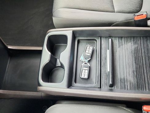 Used 2019 Honda Odyssey EX image 15