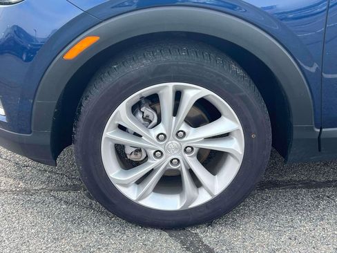 Used 2023 Buick Encore GX Preferred w/ Cold Weather Comfort Package FWD image 9