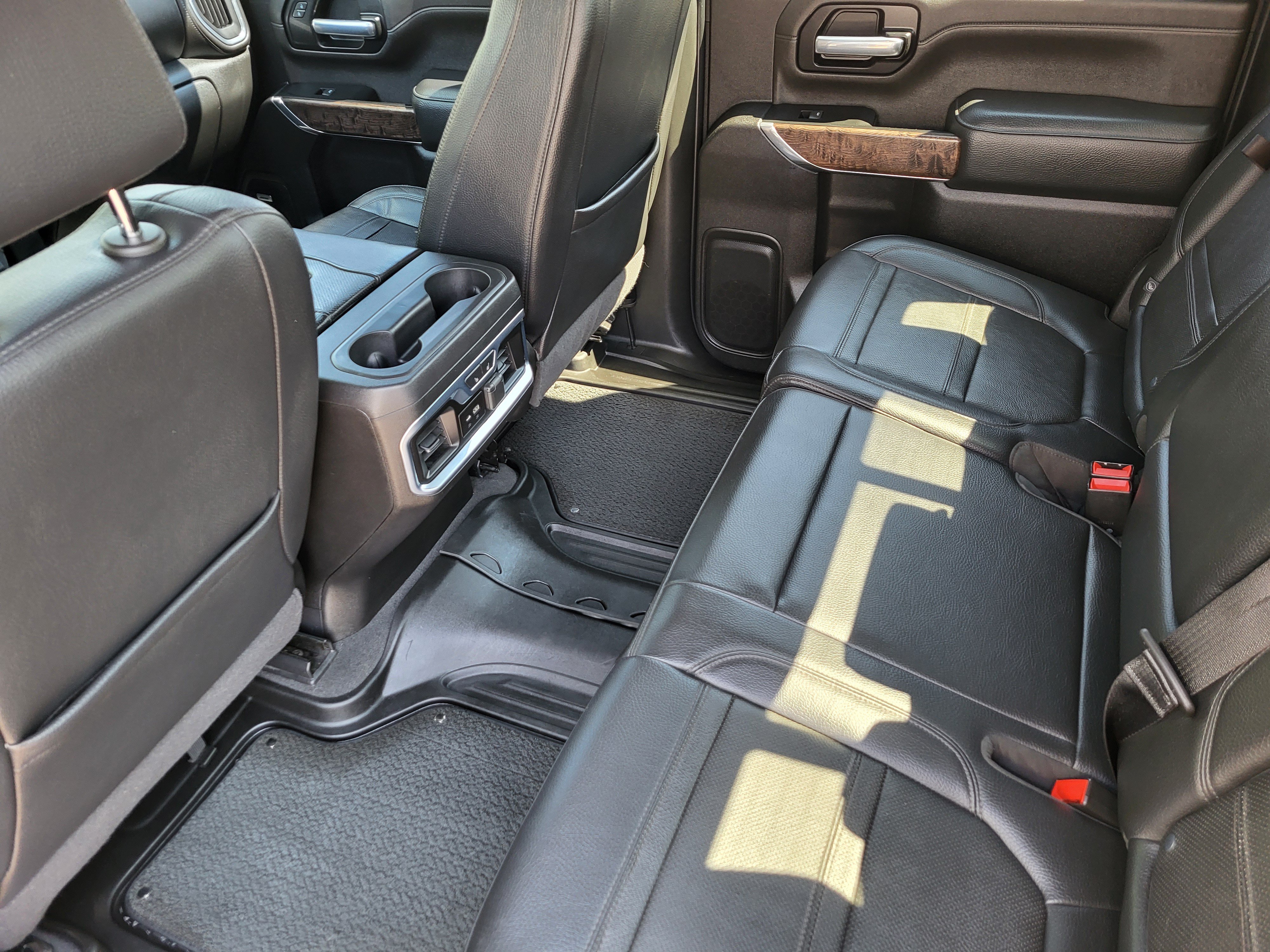 Used 2022 GMC Sierra 2500 Denali w/ Denali Ultimate Package AWD/4WD image 23