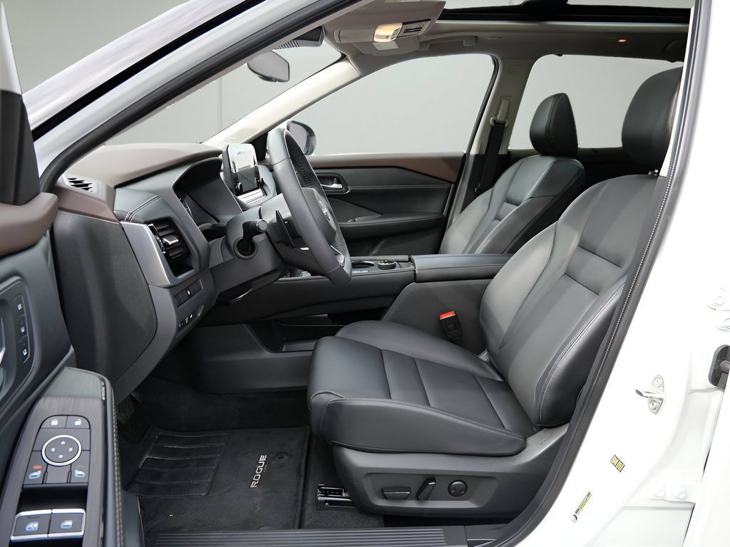 Used 2023 Nissan Rogue SL w/ SL Premium Package AWD/4WD image 10