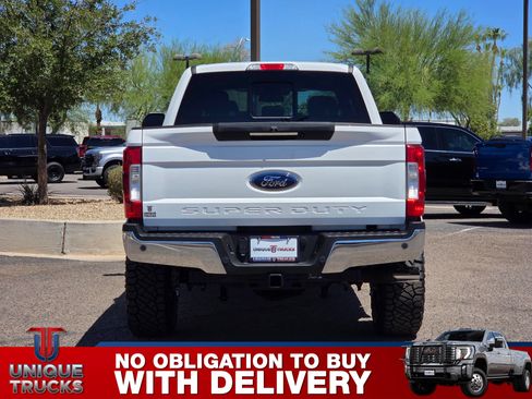Used 2017 Ford F250 Lariat w/ Lariat Ultimate Package AWD/4WD image 7