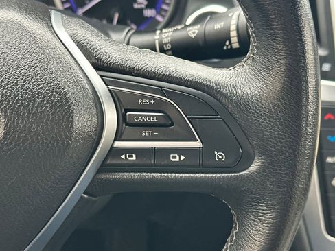 Used 2017 INFINITI Q60 w/ Premium Plus Package 2.0T image 25