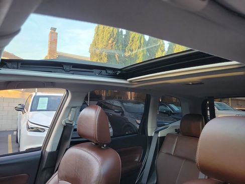 Used 2017 Subaru Forester 2.5i Touring image 36