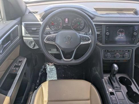 Used 2021 Volkswagen Atlas Cross Sport SE image 14