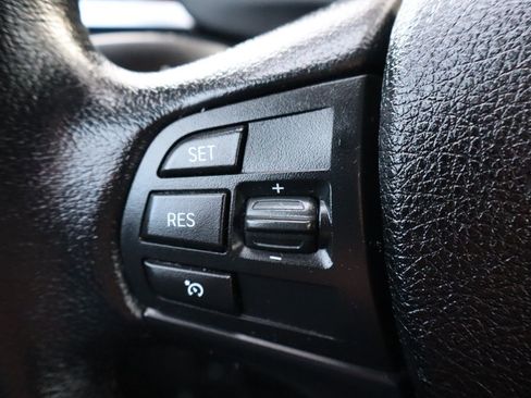 Used 2014 BMW 320i xDrive Sedan image 30